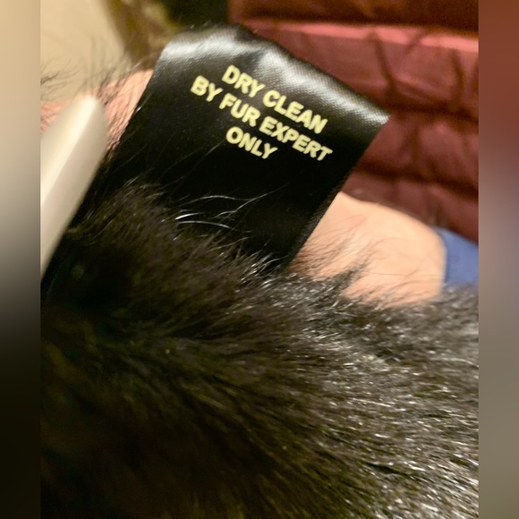 St John Fur - Picture 2 of 5